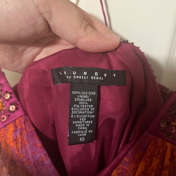 Flowy beaded formal dress - Picture 3 of 4